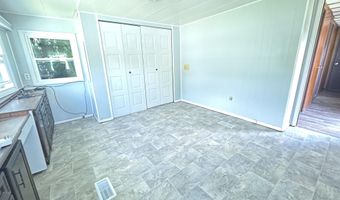 710 N Jackson St, Andrews, IN 46702