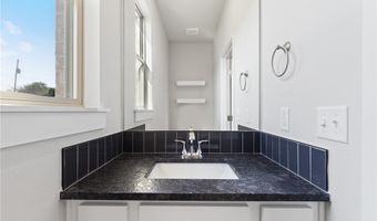 5 Hebrides Ln, Bella Vista, AR 72715