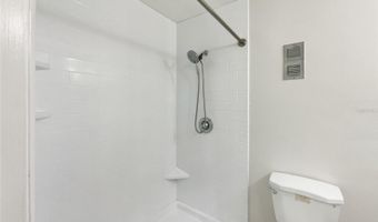 524 ORANGE Dr 22, Altamonte Springs, FL 32701