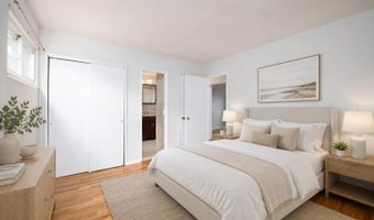 540 Sherman Ave, Belford, NJ 07718