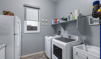 1895 E CRESCENT Way, Chandler, AZ 85249