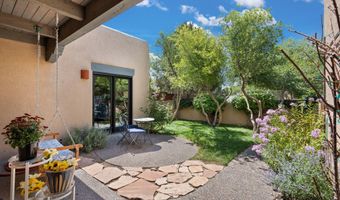 2740 TRAMWAY Cir NE, Albuquerque, NM 87122