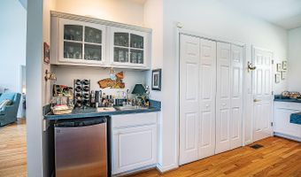 62 Meridian Rd, Beaufort, SC 29907