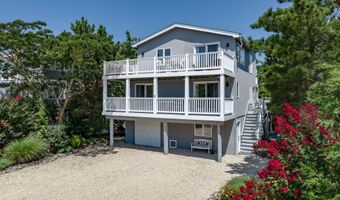 5 W 4TH St, Barnegat Light, NJ 08006