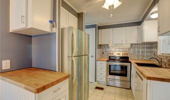 710 Hyacinth Cir, Barefoot Bay, FL 32976