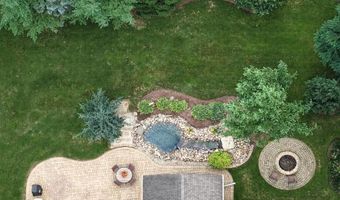 10308 Kenilworth Ave, Algonquin, IL 60102