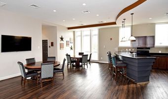 4061 S FOUR MILE RUN Dr 301, Arlington, VA 22204