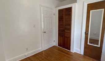 31 E 32ND St, Bayonne, NJ 07002