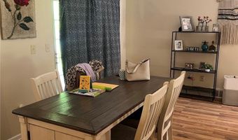17 Colonial Ct, Barboursville, WV 25504