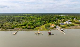 8053 Mariners Lndg, Awendaw, SC 29429