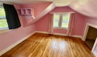 33 Grandview Rd, Bow, NH 03304