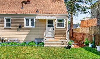 166 Pleasant Ave, Bergenfield, NJ 07621