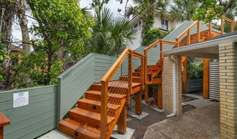 2337 SEMINOLE Rd B, Atlantic Beach, FL 32233