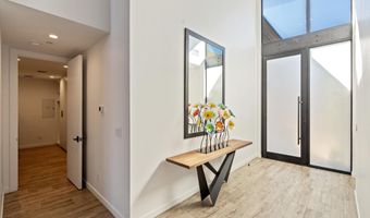 6525 E CAVE CREEK Rd 33, Cave Creek, AZ 85331