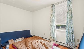 134 Duke St, East Greenwich, RI 02818