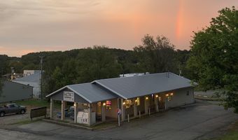 304 S Market St, Alton, MO 65606