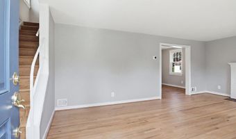 934 N LONGFELLOW St, Arlington, VA 22205