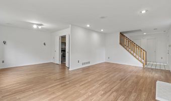 240 CLOVER HILL Ct, Yardley, PA 19067