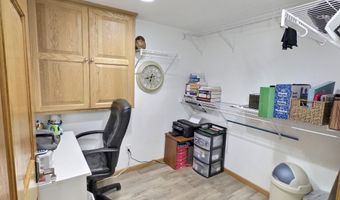 715 Acacia Dr S, Annandale, MN 55302