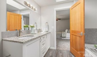 4808 N Fieldcrest Pl, Boise, ID 83704