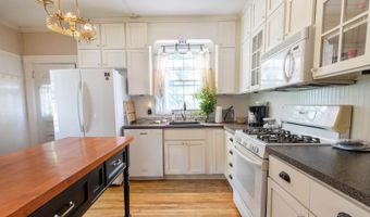 18 Hudson St, Bangor, ME 04401