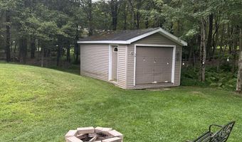 14 MINNIE HA HA Rd, Albrightsville, PA 18210