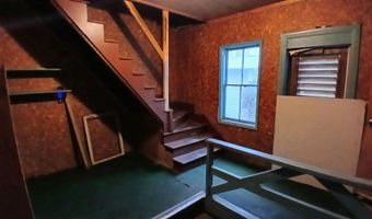 12 Pleasant St, Barre, VT 05641