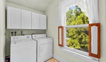 100 N ROLLING Rd, Baltimore, MD 21228
