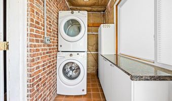 102 S Dover Ave, Atlantic City, NJ 08401