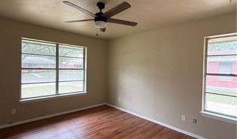 1005 Schallert Dr, Alice, TX 78332