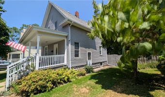131 Grove Dr, Ashtabula, OH 44004
