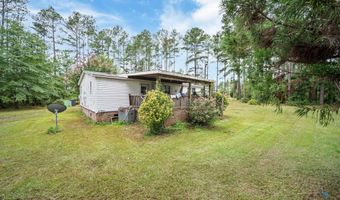 64 Favor Rd, Camden, SC 29020