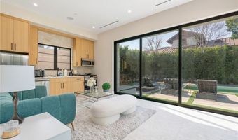 16846 Addison St, Encino, CA 91436