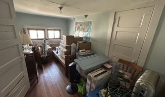 52 Larchmont St, Boston, MA 02124
