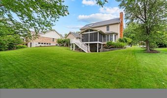 1218 Chavaniac Dr, Ballwin, MO 63011