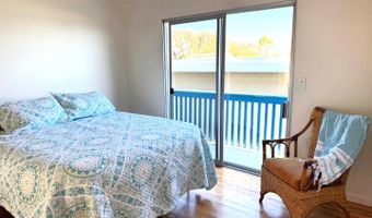 649 Bayview Dr, Aptos, CA 95003