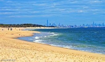16 Oneida Ave, Atlantic Highlands, NJ 07716