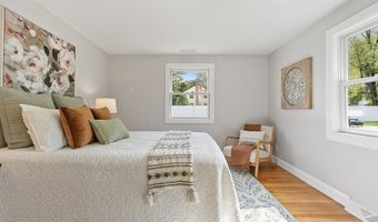 30 Paul Revere Rd, Acton, MA 01720