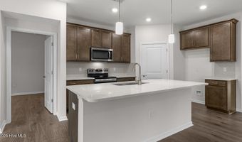 820 Fernwind Cir, Aberdeen, NC 28315