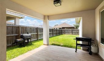 1007 W Sycamore Ave, Alton, TX 78572