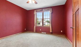 1892 N SUNRISE Ln, Appleton, WI 54913