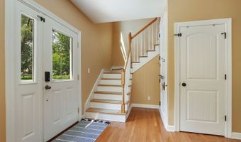 40431 N Fairview St, Antioch, IL 60002