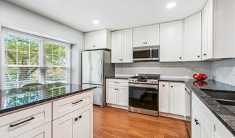 7852 NEWPORT GLEN PASS, Annandale, VA 22003
