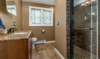 3 Holly Ln, Brookfield, NH 03872