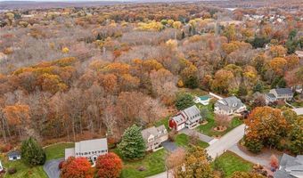 11 Southbury Rd, Cumberland, RI 02864