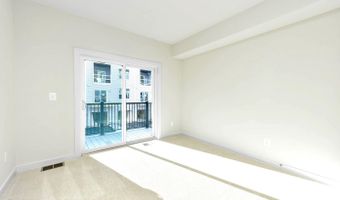 43740 TRANSIT Sq, Ashburn, VA 20147