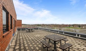 475 Kilvert St, Warwick, RI 02886