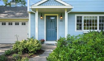 124 Pomeroy Ln, Amherst, MA 01002