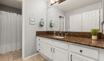 3297 Meadow Crest Pl, Escondido, CA 92027