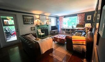 2185 Ayrshire Dr, Ann Arbor, MI 48105